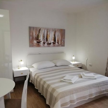 Apartments Valentina-B Nin Exteriér fotografie