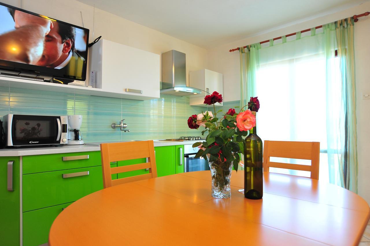 Apartments Valentina-B Nin Exteriér fotografie