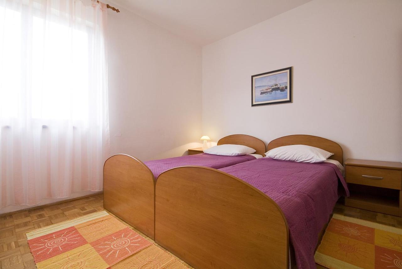 Apartments Valentina-B Nin Exteriér fotografie